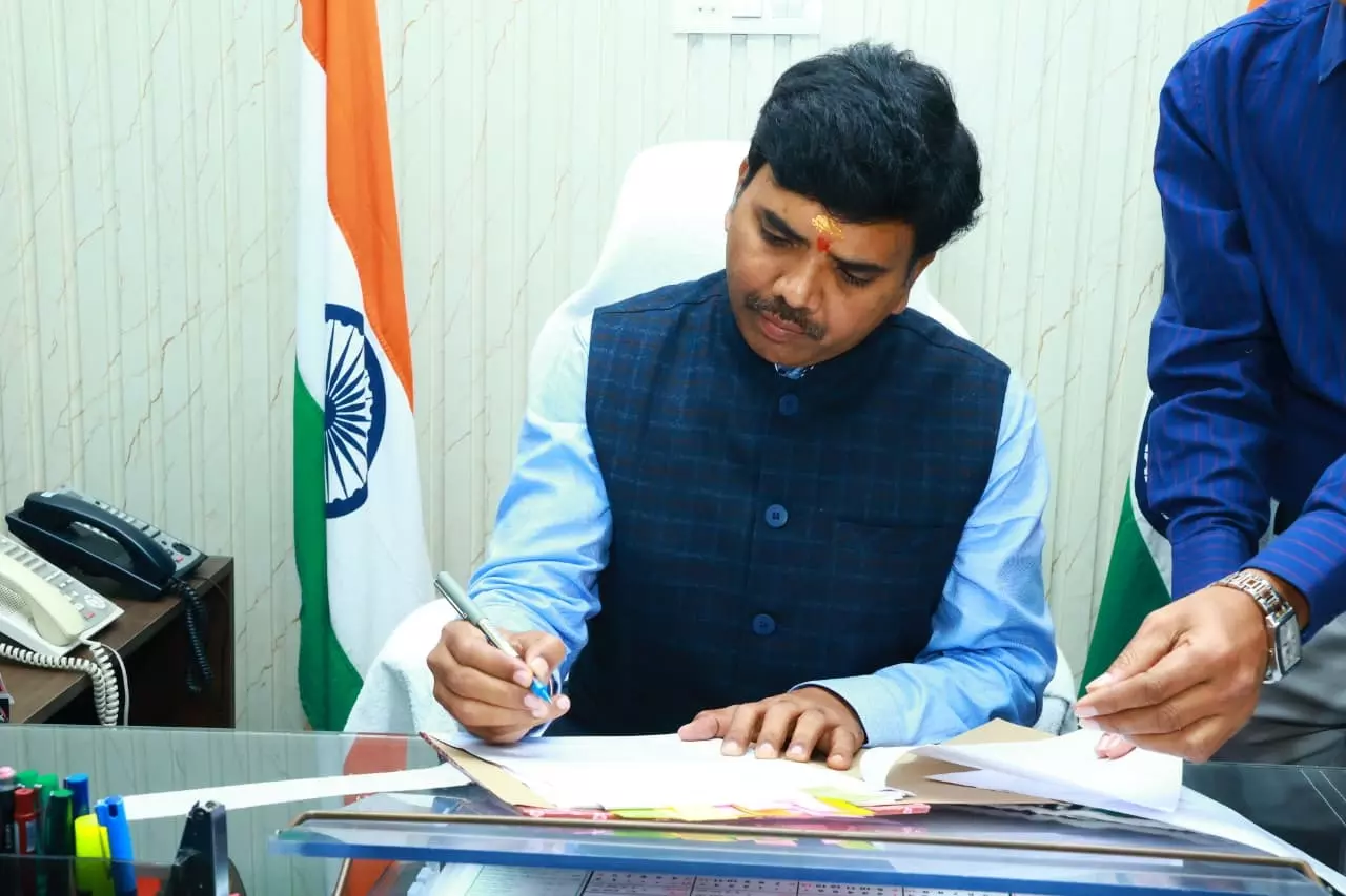 Sri Chandrashekar Badugu, IAS